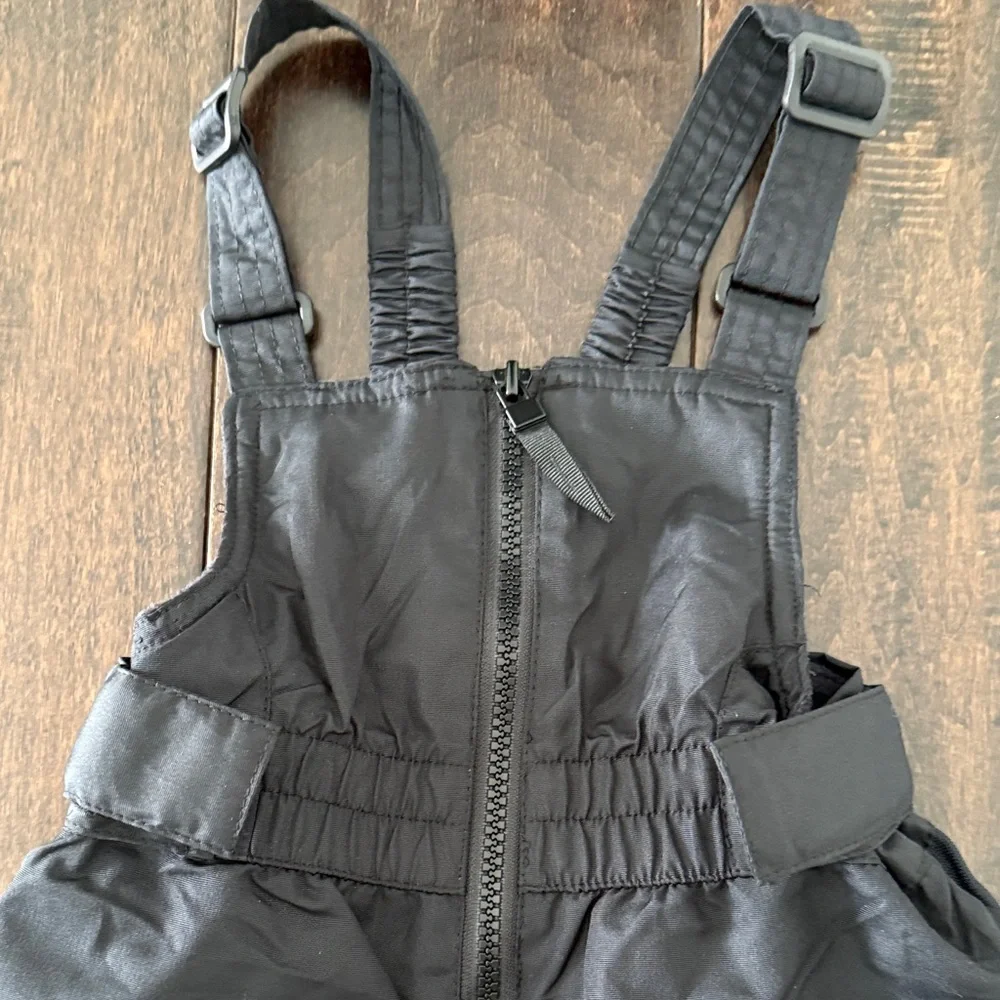 Cat and Jack Gender Neutral Toddlers Black Snow Bib Pants!